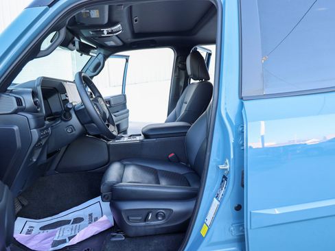 Used 2025 Toyota Land Cruiser image 46