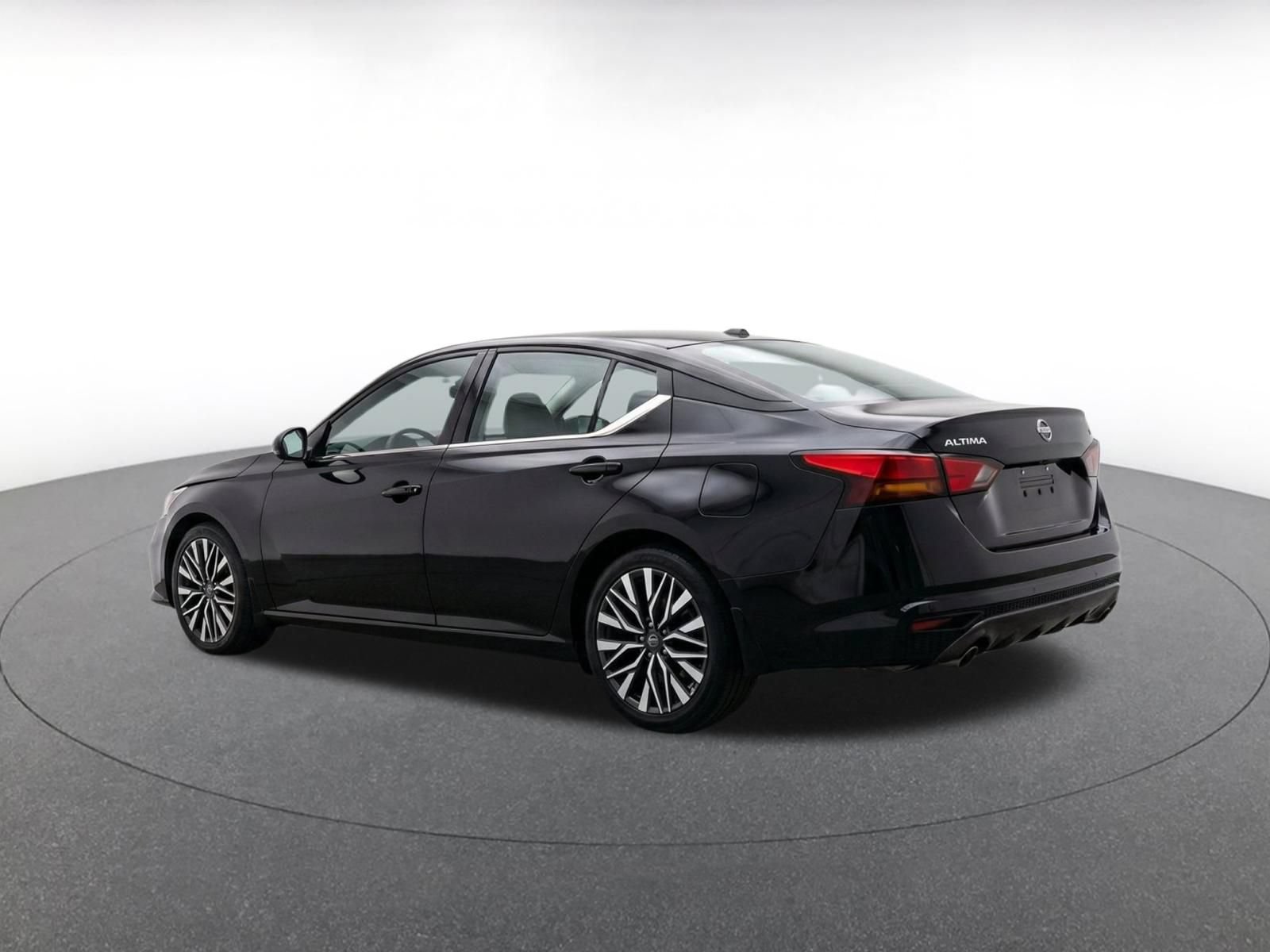 Used 2026 Nissan Altima 2.5 SV FWD image 6