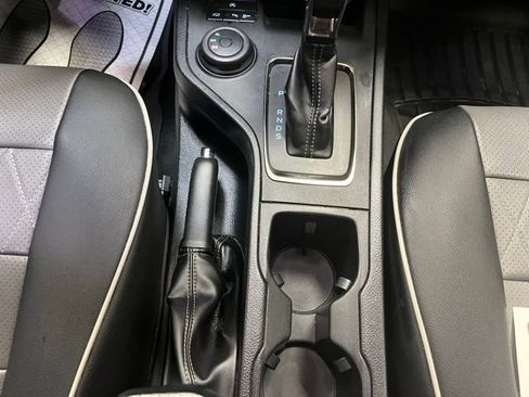 Used 2019 Ford Ranger XLT w/ Equipment Group 301A Mid image 19