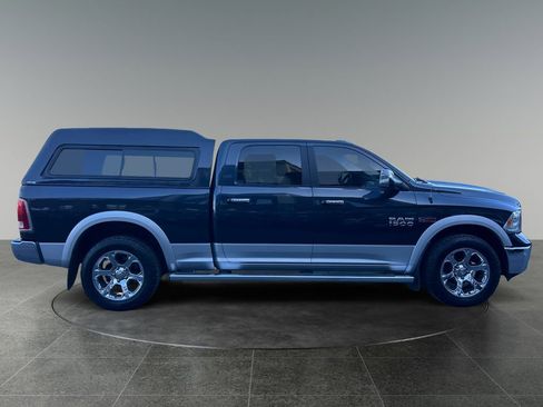 Used 2015 RAM 1500 Laramie w/ Convenience Group AWD/4WD image 10