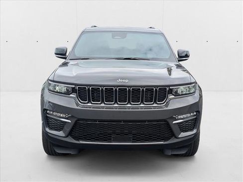 New 2025 Jeep Grand Cherokee Limited image 6
