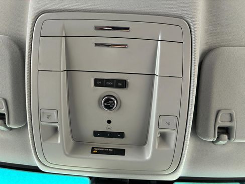 Used 2019 Chevrolet Tahoe LT w/ Luxury Package image 12