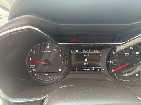 Used 2023 Chevrolet TrailBlazer LT w/ Convenience Package FWD image 6