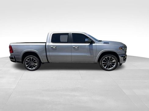 Used 2025 RAM 1500 Laramie AWD/4WD image 3