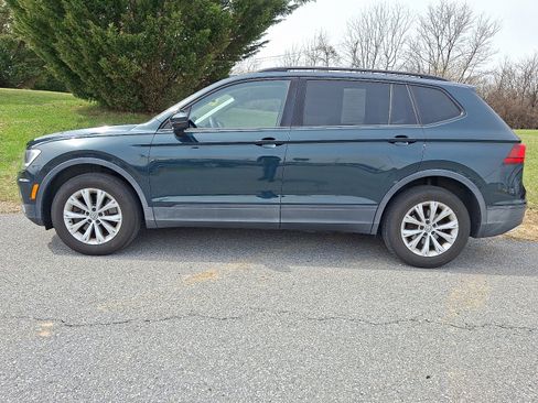 Used 2018 Volkswagen Tiguan S image 4