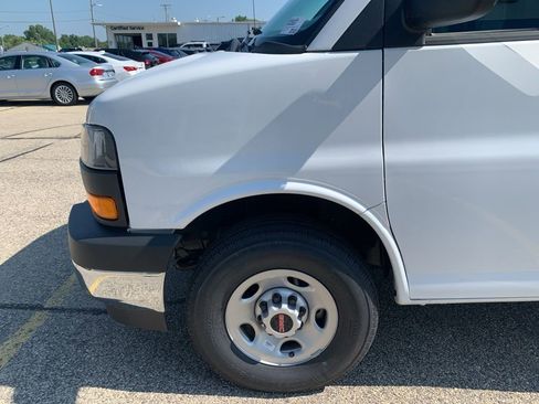New 2025 GMC Savana 3500 w/ Power Convenience Package image 9