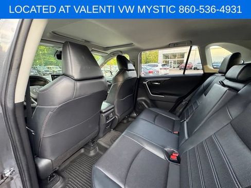 Used 2020 Toyota RAV4 Limited AWD/4WD image 10