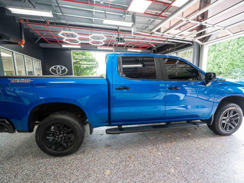 Used 2023 Chevrolet Silverado 1500 LT Trail Boss w/ Protection Package AWD/4WD image 4