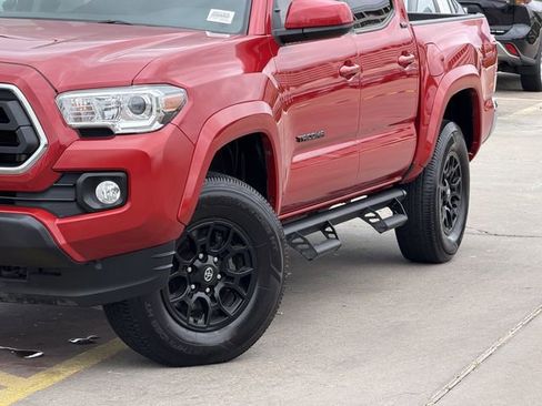 Used 2022 Toyota Tacoma SR5 RWD image 3