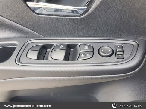 New 2025 Nissan Versa SV w/ Trunk Package image 21