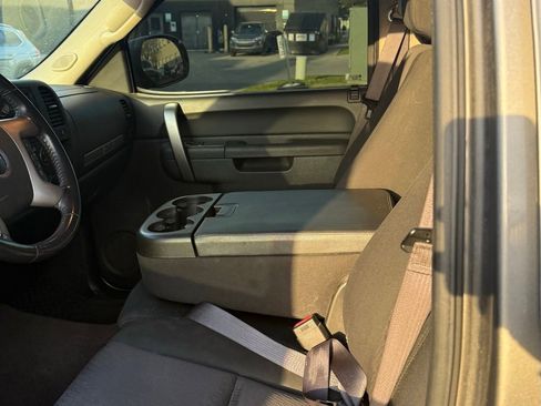 Used 2013 Chevrolet Silverado 1500 LT w/ All-Star Edition AWD/4WD image 11