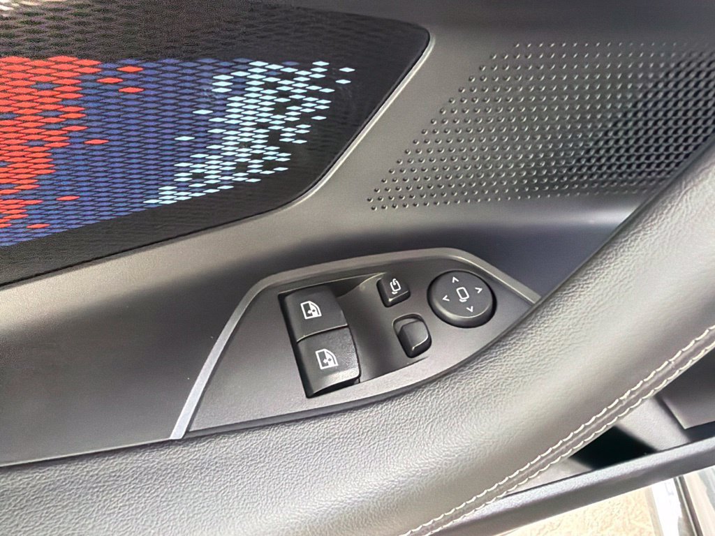 Used 2024 BMW M2 w/ Carbon Package RWD image 9