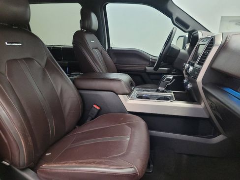 Used 2015 Ford F150 Platinum w/ Equipment Group 701A Luxury AWD/4WD image 21