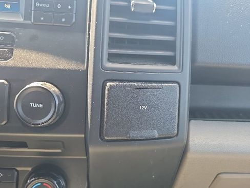 Used 2017 Ford F150 XL w/ Equipment Group 101A Mid RWD image 26