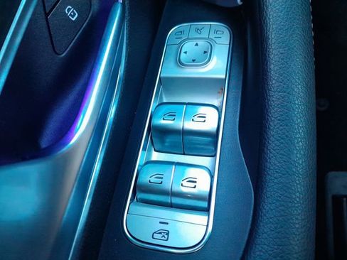 Used 2023 Mercedes-Benz GLE 350 4MATIC image 7