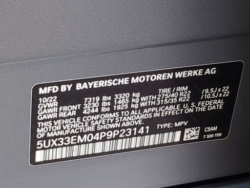 Used 2023 BMW X7 M60i w/ Executive Package image 39