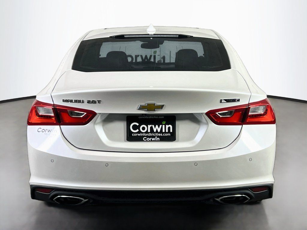Used 2016 Chevrolet Malibu Premier w/ Driver Confidence Package II FWD image 14
