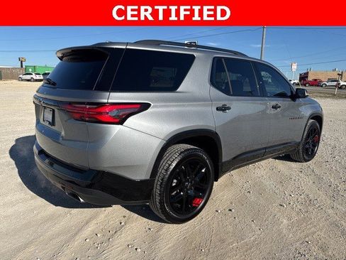 Used 2023 Chevrolet Traverse Premier w/ Redline Edition image 8