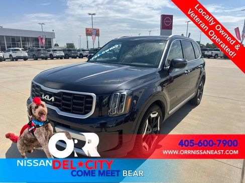 Used 2025 Kia Telluride S AWD/4WD image 1