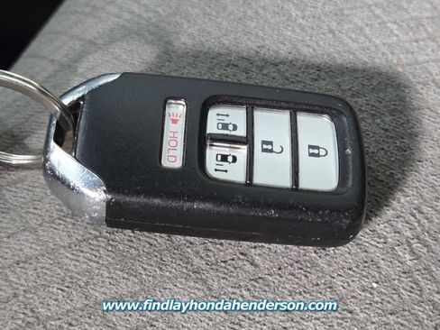 Used 2016 Honda Odyssey SE image 30