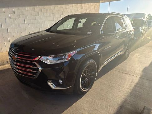 Used 2019 Chevrolet Traverse High Country AWD/4WD image 1