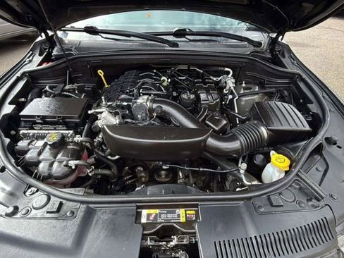 Used 2024 Dodge Durango GT image 21