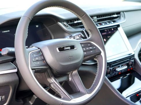 New 2026 Jeep Grand Cherokee L Laredo RWD image 9