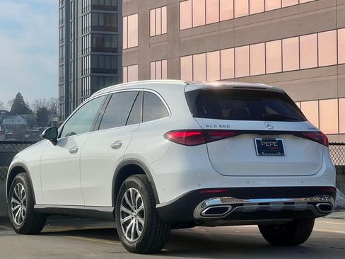 Certified 2026 Mercedes-Benz GLC 300 4MATIC image 5