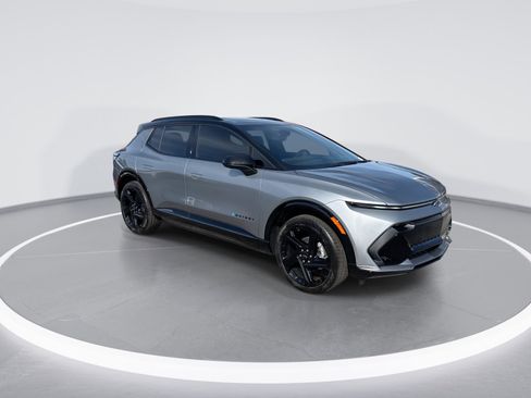 New 2026 Chevrolet Equinox EV RS image 2