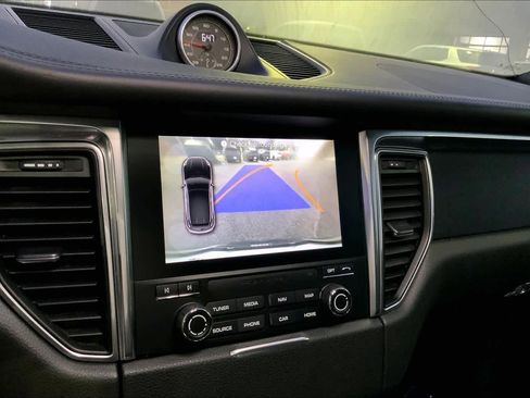 Used 2017 Porsche Macan GTS image 27