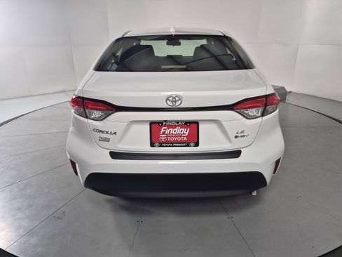 New 2026 Toyota Corolla Hybrid Sedan image 4