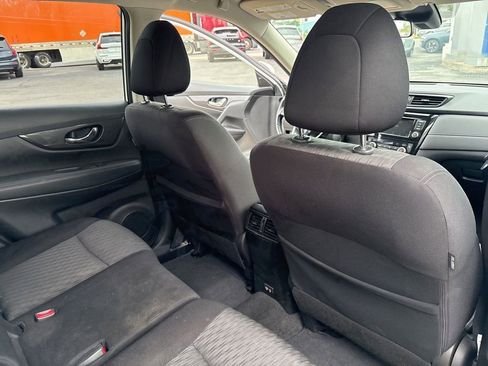 Used 2020 Nissan Rogue SV AWD/4WD image 25