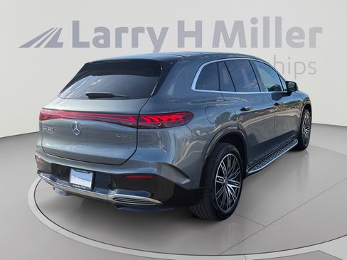 Used 2023 Mercedes-Benz EQS 580 4MATIC SUV image 5