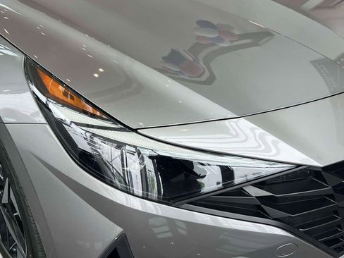 Used 2023 Hyundai Elantra SEL w/ Convenience Package FWD image 7