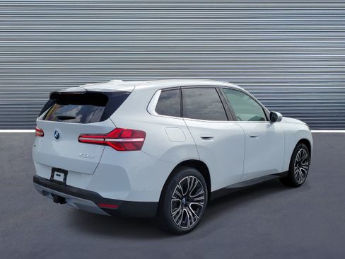 New 2026 BMW X3 xDrive30i w/ Premium Package AWD/4WD image 3