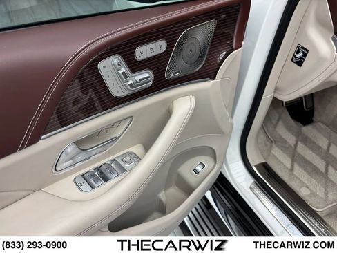 Used 2022 Mercedes-Benz Maybach GLS 600 4MATIC image 51