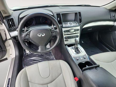 Used 2013 INFINITI G37 Convertible w/ Premium Pkg RWD image 10