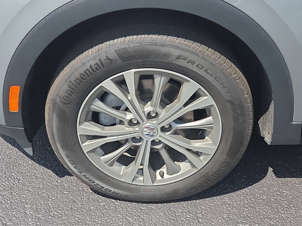 Used 2023 Buick Envision Preferred AWD/4WD image 9