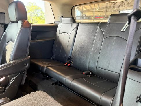 Used 2017 GMC Acadia Limited SLT image 18