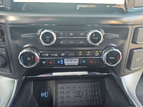 Certified 2024 Ford F150 Platinum w/ FX4 Off-Road Package AWD/4WD image 22