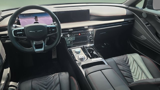 Used 2025 Genesis G80 2.5T Sport Prestige AWD/4WD image 13