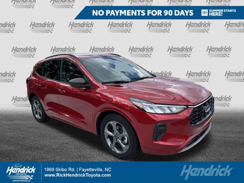 Used 2023 Ford Escape ST-Line w/ Tech Pack #1 FWD image 1