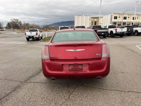 Used 2014 Chrysler 300 S w/ Luxury Group image 8