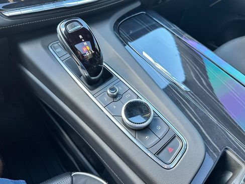 Used 2023 Cadillac Escalade Sport AWD/4WD image 65