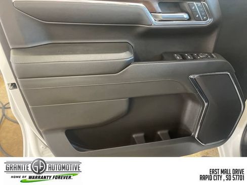 Used 2024 GMC Sierra 1500 SLT AWD/4WD image 11