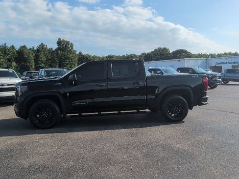 Used 2024 GMC Sierra 1500 Pro w/ Graphite Edition AWD/4WD image 3