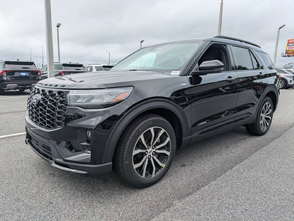 New 2027 Ford Explorer ST-Line RWD image 7