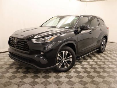 Used 2021 Toyota Highlander XLE