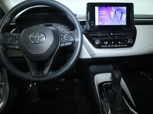 Used 2023 Toyota Corolla LE FWD image 24