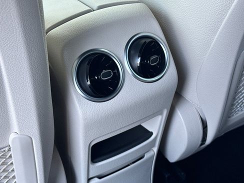 Certified 2025 Mercedes-Benz GLB 250 image 14